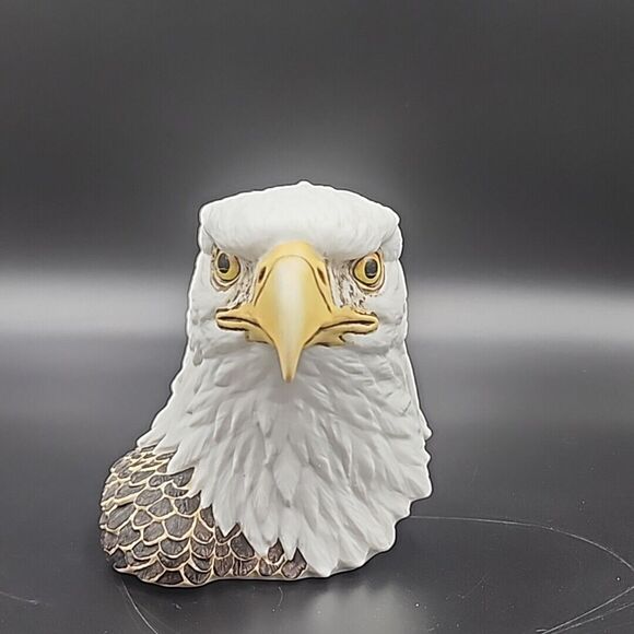 American Eagle Gallery Porcelain Bald Eagle Bust By Maruri USA 1983 E-8503 - Picture 2 of 8